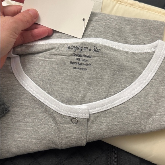 Kaiser Permanente New Mom Bundle Diaper Bag Changing Pad Blanket Hospital Gown - Picture 5 of 6